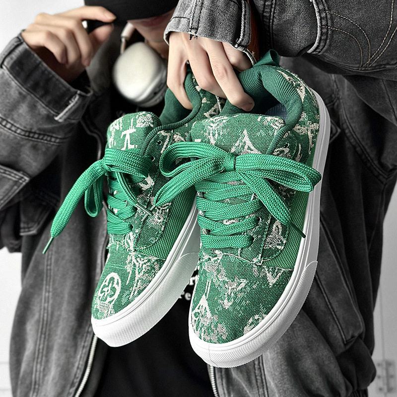 Unisex Canvas Shoes 2025 spring summer new printed pattern men's shoes simple design fashion shoes retro men's casual sneakers pair board sh