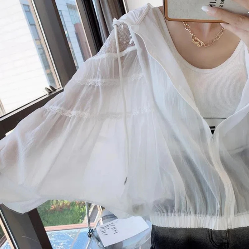 Womens Summer Long sleeved Hoodie with Hollow Splicing sequins Fashionable and Young Style Sunscreen Ventilation Jacket 250326