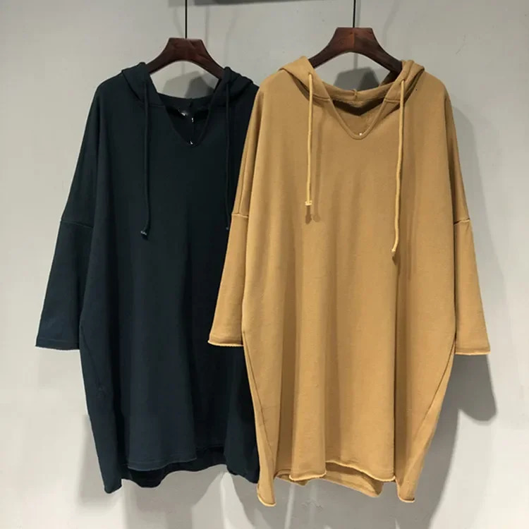 Womens hooded long sleeved sweatshirt with thin and loose style suitable for autumn arrivals comfortable lazy BF competition all in wool 250326