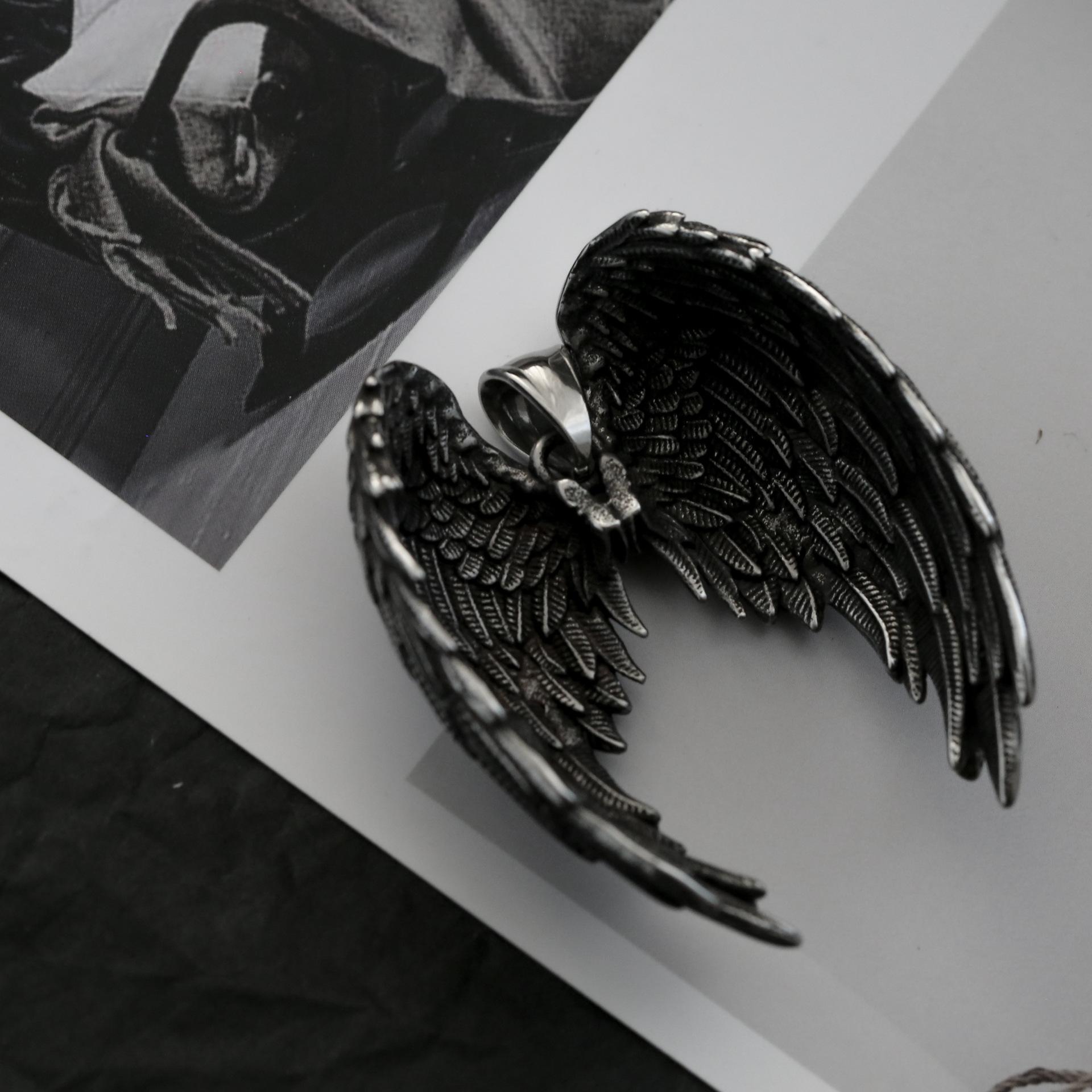 60cm Vintage Angel Wings Feather Titanium Steel Pendant Necklace