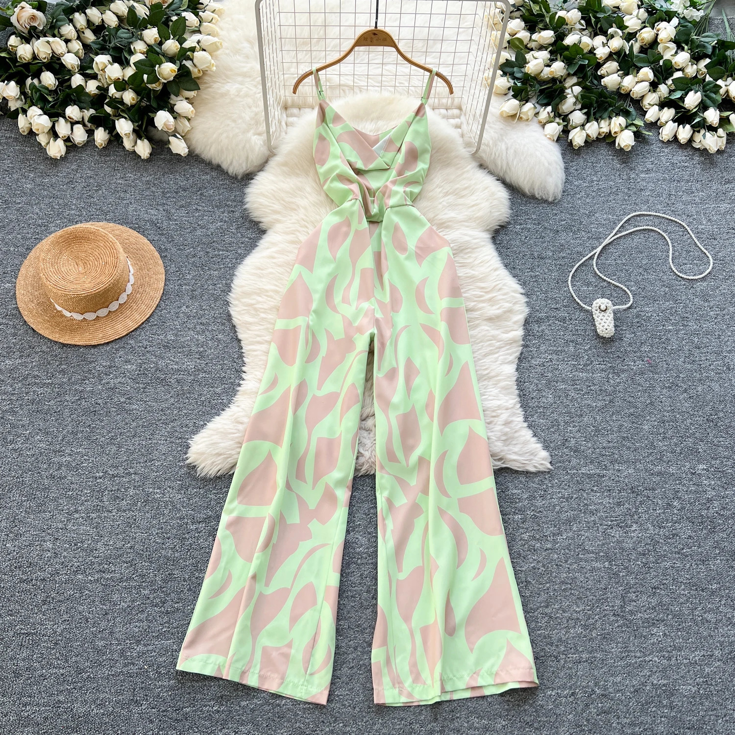 Casual full set spaghetti shoulder strap pocket printed swing collar sleeveless allows printing high waist wide leg loose jumpsuit 250326
