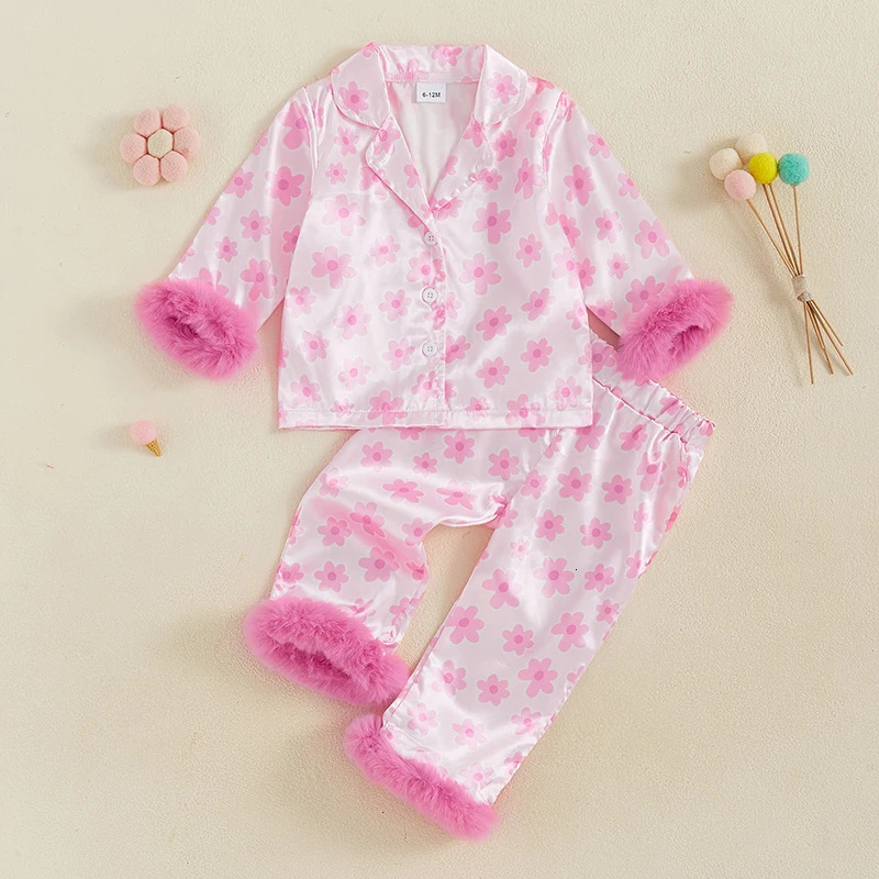 Cute Toddler Valentine s Day Pajama Set with Heart Print Plush Lapel Long Sleeve Top and Matching Pants for Baby Girl Sleepwear 250328