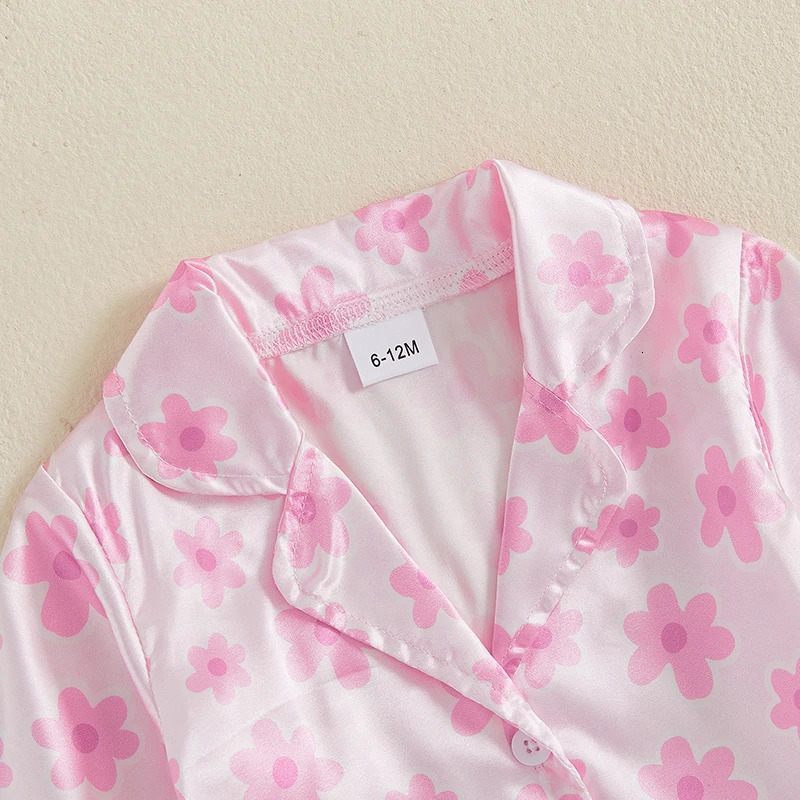 Cute Toddler Valentine s Day Pajama Set with Heart Print Plush Lapel Long Sleeve Top and Matching Pants for Baby Girl Sleepwear 250328