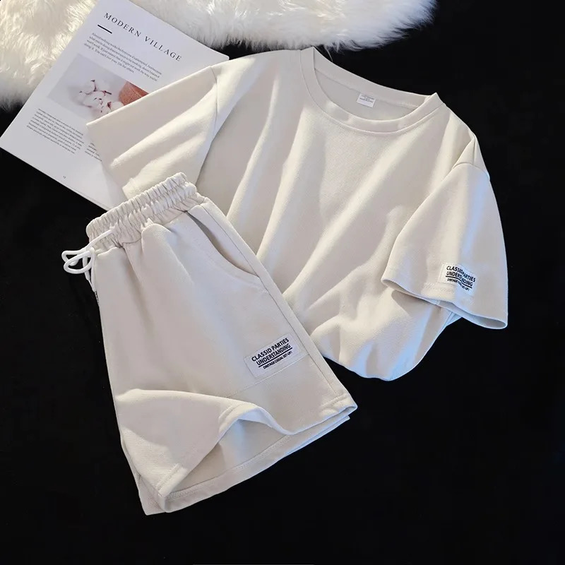 Summer Womens Sports Shorts Sets Round Neck Short Sleeve And Shorts Two Piece Set Fashionable Women Tracksuits Outfits 250324