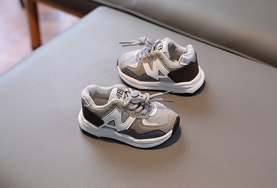 Free Shipping Kids Designer Shoes toddlers Sneakers Happysteps boys girls Low black grey white youth running Sports Trainers kid shoen sizes US5c-US4y