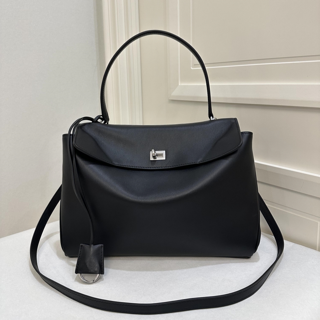 10AAAA TOP Quality Tote Bag Shoulder Bag in Smooth Cowhide Leather with Vintage Hardware
