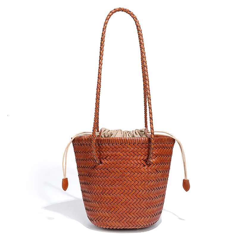 New French Retro Top Layer Cowhide Hand-Woven Single Shoulder Bucket Bag Niche Genuine Leather Vegetable Basket