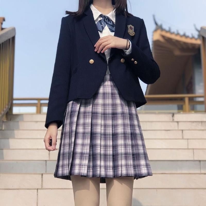 H327Chic Female Casual Wear Cozy Short Tops for Cooler Days