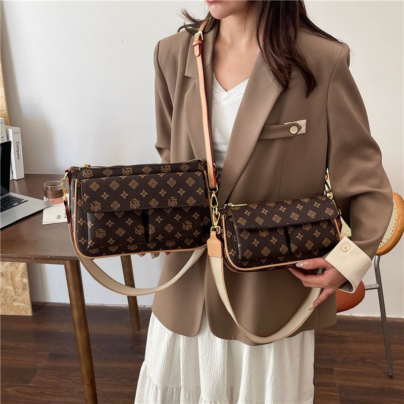 2025 New Light Luxury Women's Multi functional Old Flower Broadband Single Shoulder Underarm Patch French Designer Fashion Crossbody Bag