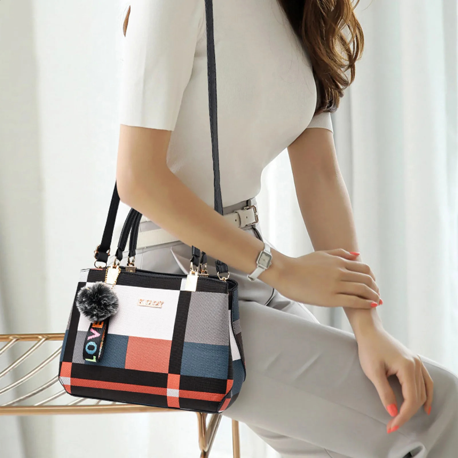 2024 Fashion Womens Bag Fashionable Womens Bag Handbag European And American One Shoulder Crossbody Bag 250407