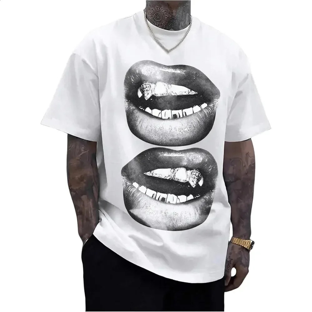 Mens Graphic Tee with Lip Pattern Stylish Short Sleeve Crewneck T-Shirt for Streetwear Enthusiasts men clothing shirts 250327