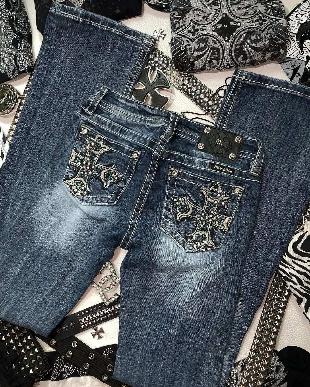 Y2k Retro Gothic High Waited Hot Dia Embroidery Pattern Blue Woman Hip Micro Horn Baggy Jeans Street Clothing