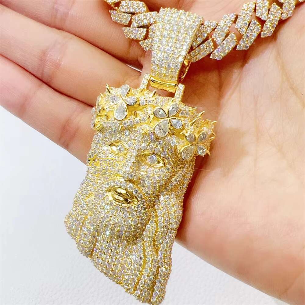925 Sterling Siver Sparkle Fancy Shape Cluster Custom Mens GRA Moissanite Vvs Jesus Head Hip Hop Jewelry Iced Out Pendant