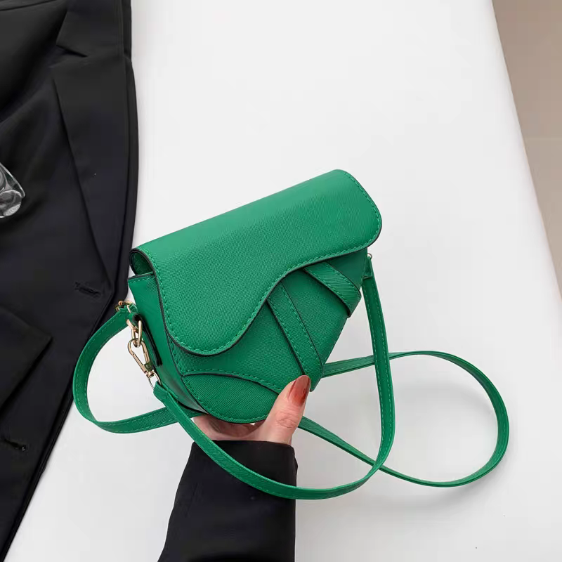 designer bag saddle bag tote bag Luxury Bag sizes Handbag Women's Fashion High Quality Shoulder Bag Large Capacity Shopping Bag color bags