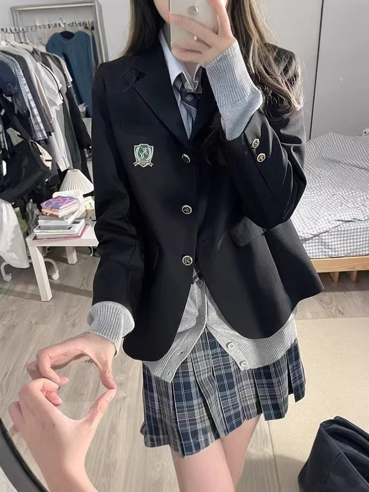 G327Elegant Female University Wear - Chic Black & Dark Blue Three-Pocket Suit Jacket with Professional Look