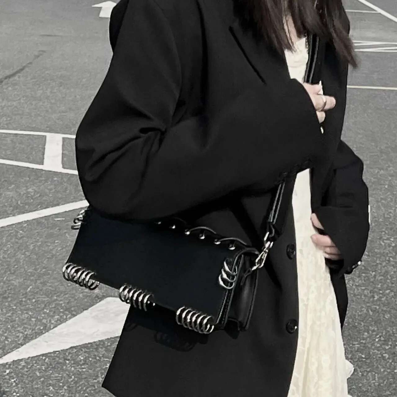 Womens Shoulder Haruku Fashion Gothic Casual Black Chains Handbag Hot Girls Pu Leather Ladies Motorcycle Bag Sac
