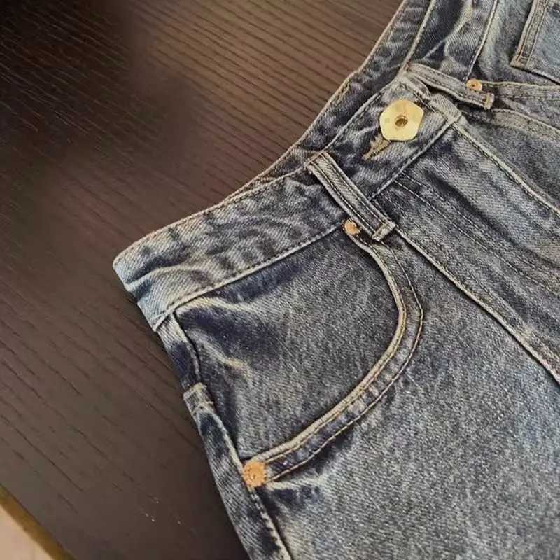 Summer denim shorts suitable for women with niche design straight leg fashion and Western European high-end blueT250327