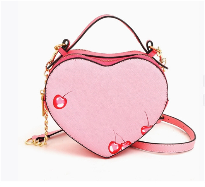 2025 Designer Love Bag Women Classic Cherry Shoulder Bags Cute Heart Stripe Crossbody Purse Woman Handbag Wallets Mini Purses