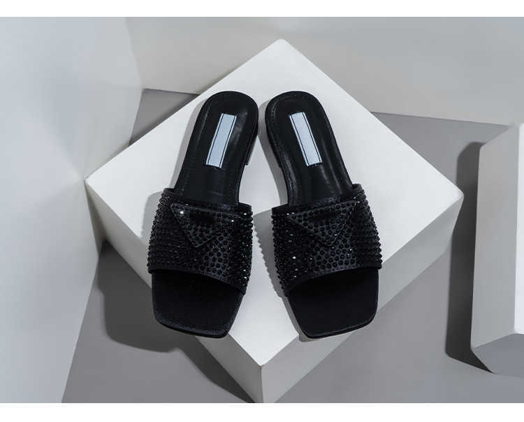Red soled shoes, slippers, sandals, sports shoes, boots famous rhinestone triangle outerwear