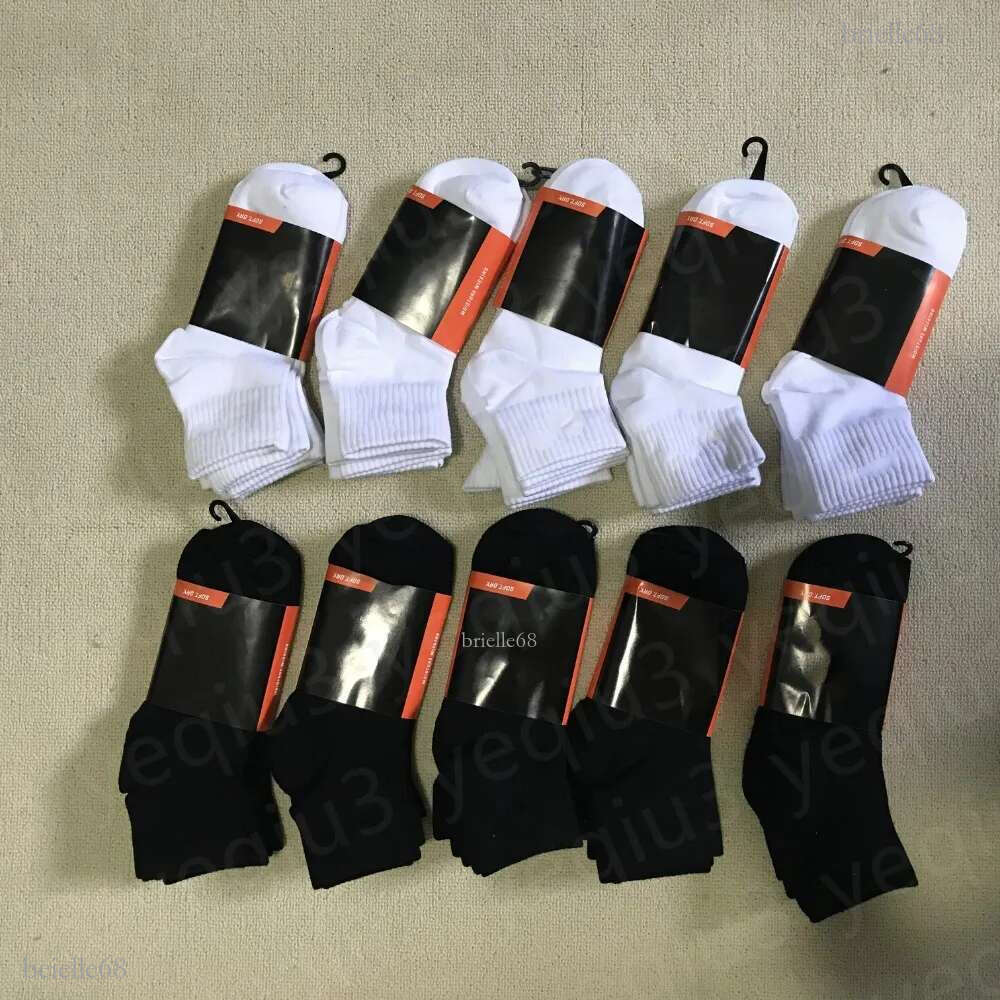 Mens Socks Women High Quality Cotton All-match Classic Ankle Letter Breathable Black and White Football Basketball Sports Sock Wholesale Uniform Size