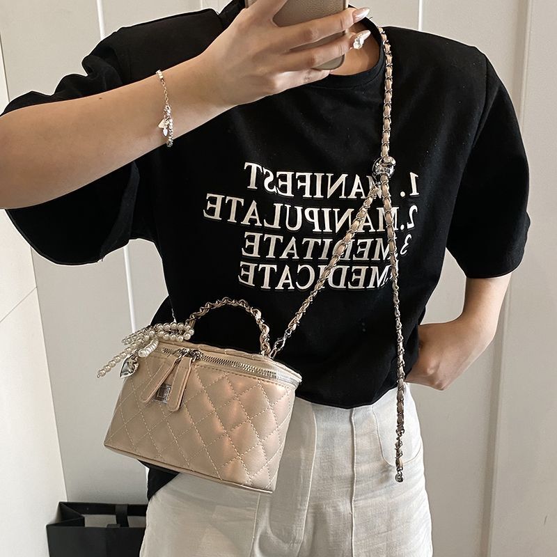 2025 New Light Texture Women's Designer Fashion Handbag Summer Dia Grid Chain Diagonal Multi functional Box Single Shoulder Small Bag