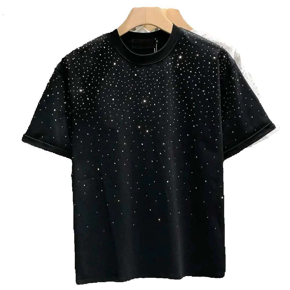Summer summer clothing, Rhinestone rivet round neck T-shirt, casual style Korean version men's short sleeved T-shirt