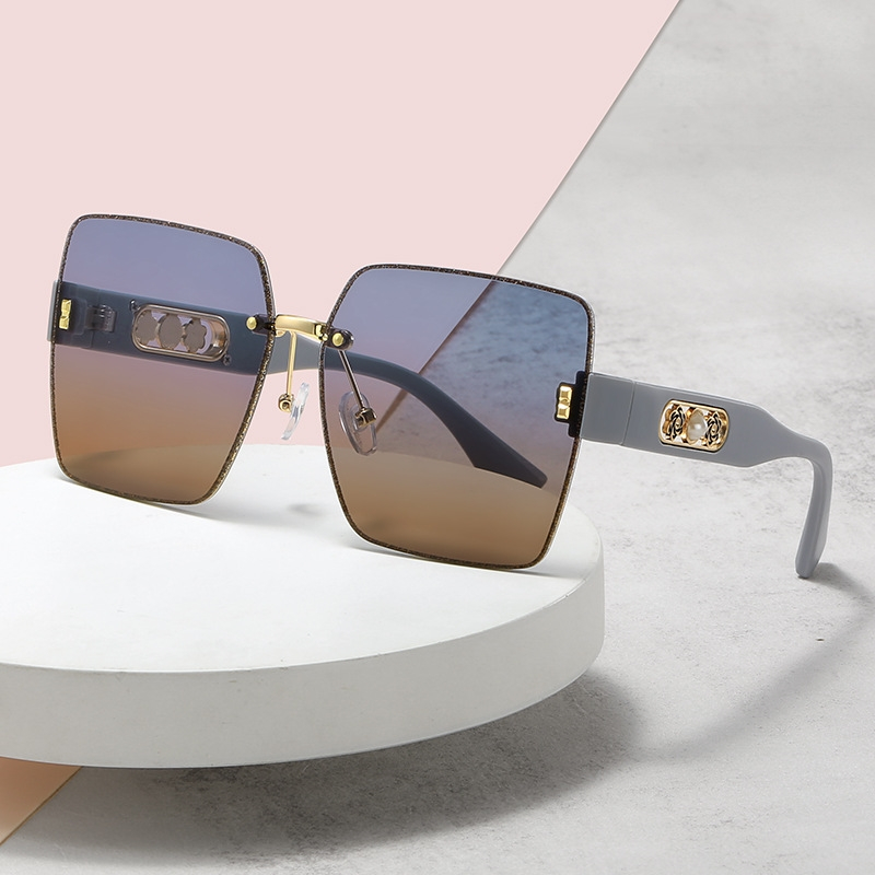 free shipping designer Sunglasses for woman and men Anti-UV outdoor vintage Rimless Adumbral