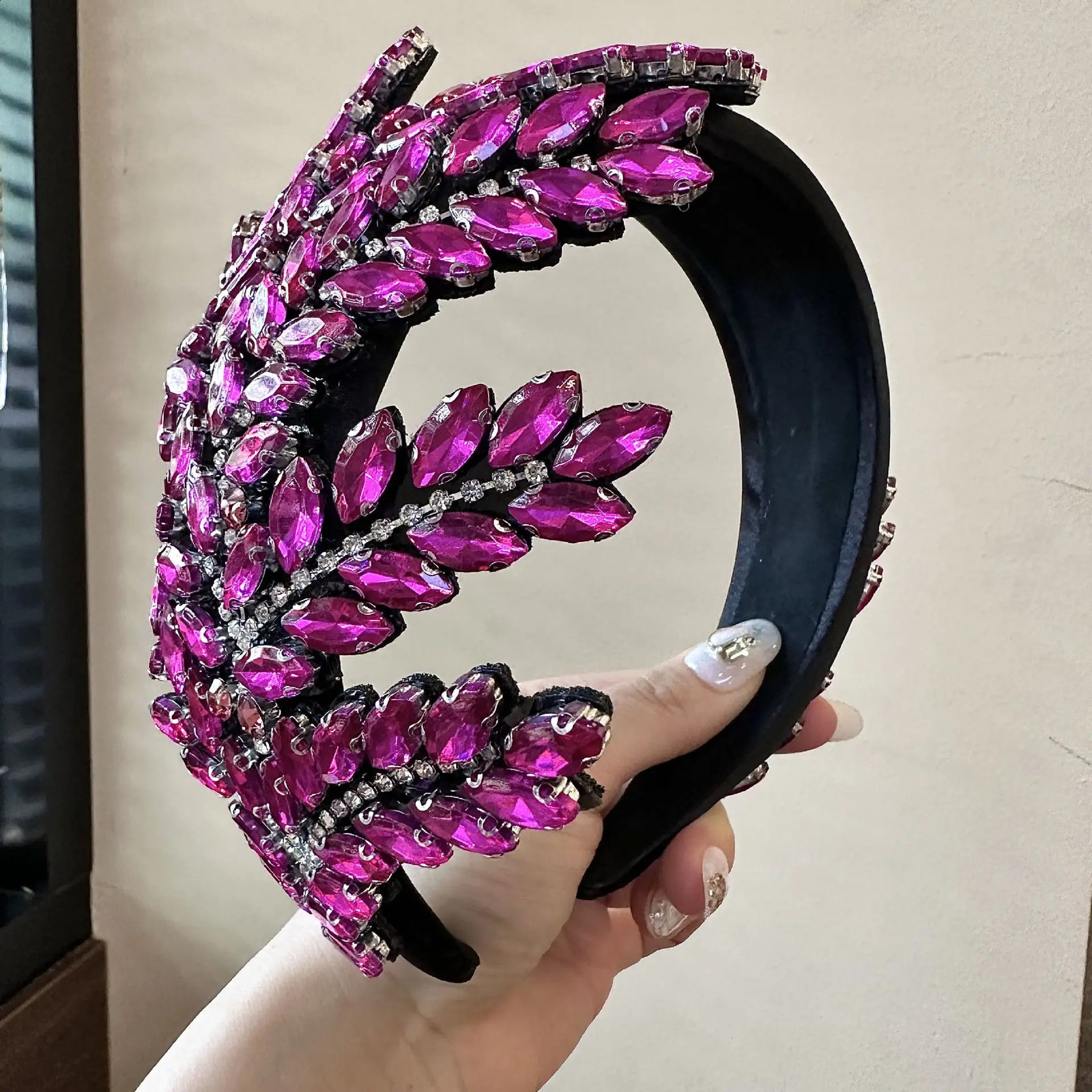 Rhinestone Maple Leaf Headband Bling Sparkly Crystal Diamond Hairband Fashion Padded Head Band for Girls Women Hair Accessories 250318