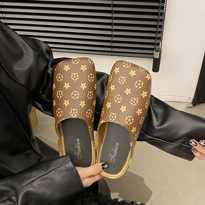 Free Shipping 2025 New Design Women's Patterned slippers Stylish Versatile Non-Slip Outdoor Comfort Sandals