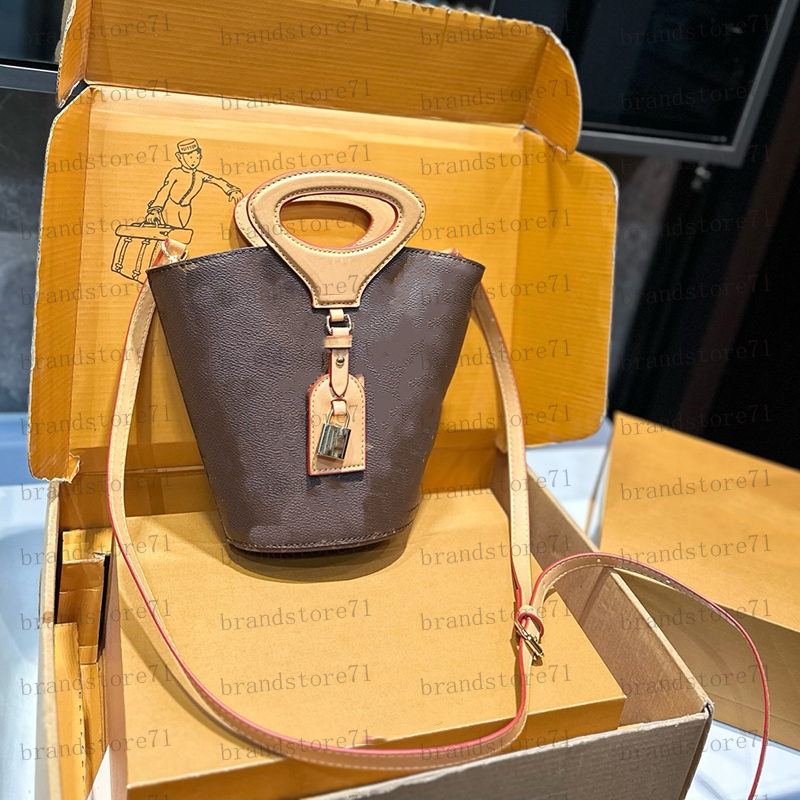 Mirror Quality Designer Bag Purse Luxury Handbag Bucket Bag High Capacity Ladies Men Leather Crossbody Bag Travel Handbag Fashion Clutch Underarm Bag