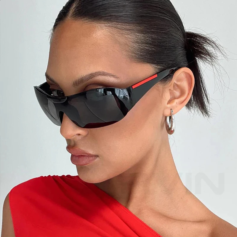 Vintage Large Frame Sunglasses for Women Fashion One Piece Y2K Sun Glasses Female Trending Outdoor Sports Goggles Shades UV400 250328