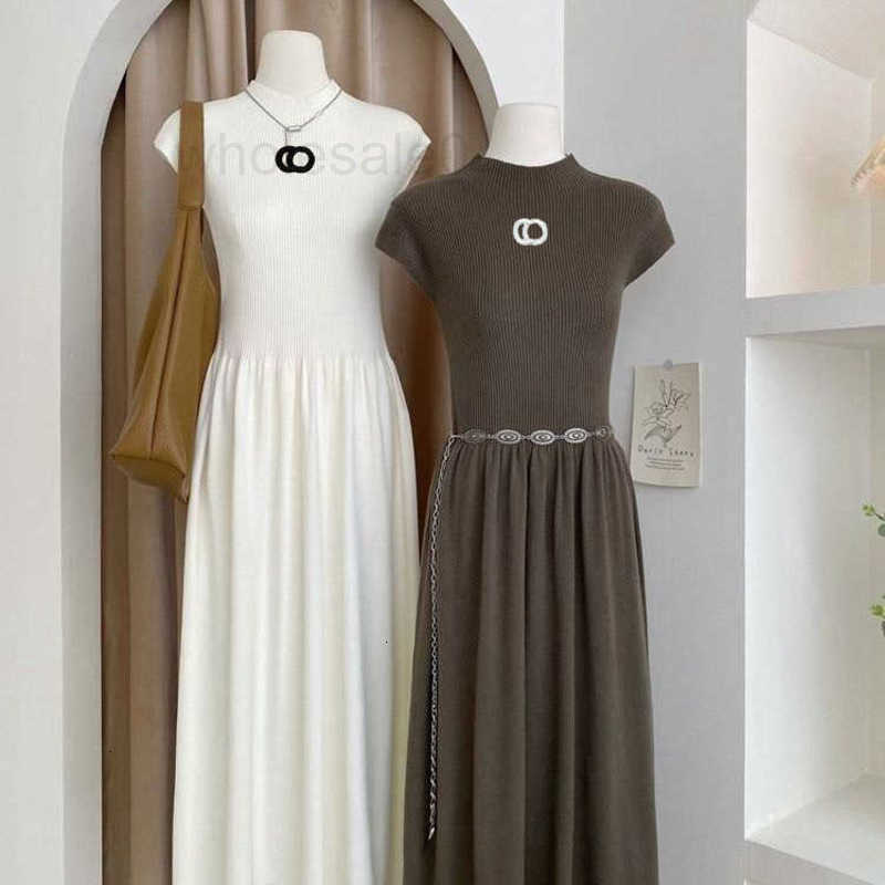 Dress designer Fashionable semi high neck dress slim fit French Hepburn style patchwork fluffy waist temperament mid length skirt super fairy