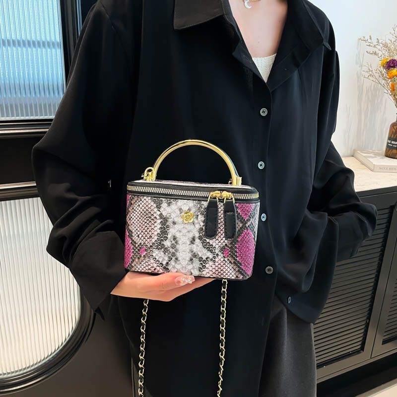 2025 new French women's handbag designer fashionable snake skin pattern single shoulder small box square crossbody bag