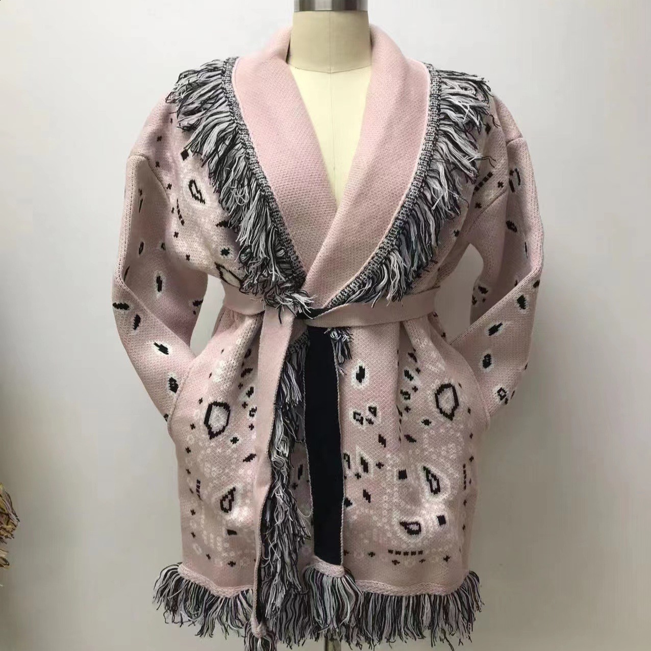 Autumn and winter thick tassel jacquard mid length cardigan womens loose color blocked lapel sweater jacket 230324