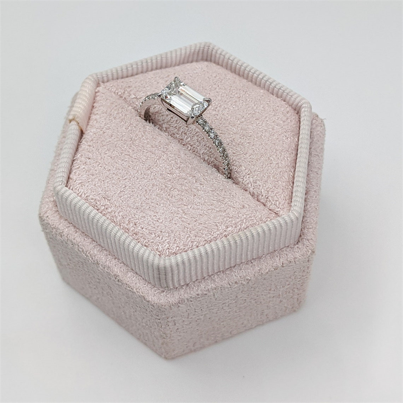 Jewelry Real White Gold Emerald Cut Lab Diamond Ring 1.0 Carat IGI Certificate East West Engagemengt Ring CVD Lab Grown Diamond Womens Gold Ring