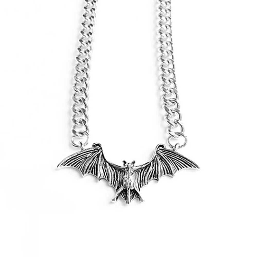 Rock Hip Hop Gothic Retro Punk Animal Antique Silver Bat Pendant Necklace Mens Party Halloween Jewelry Gift Y250329