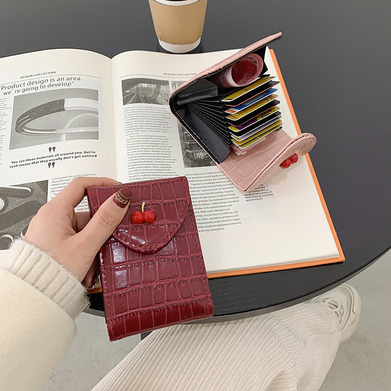 Light Luxury Designer Bag 2025 Spring New Cherry Pattern Organ Card Bag Crocodile Pattern Fashion Multi Functional Handbag Mini Wallet