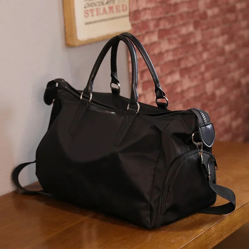 Fashion Travel bag Portable Duffle bag Short-trip Lightweight Oxford Large Size Luggage Tote Bag Handbag For Men and Women 250324