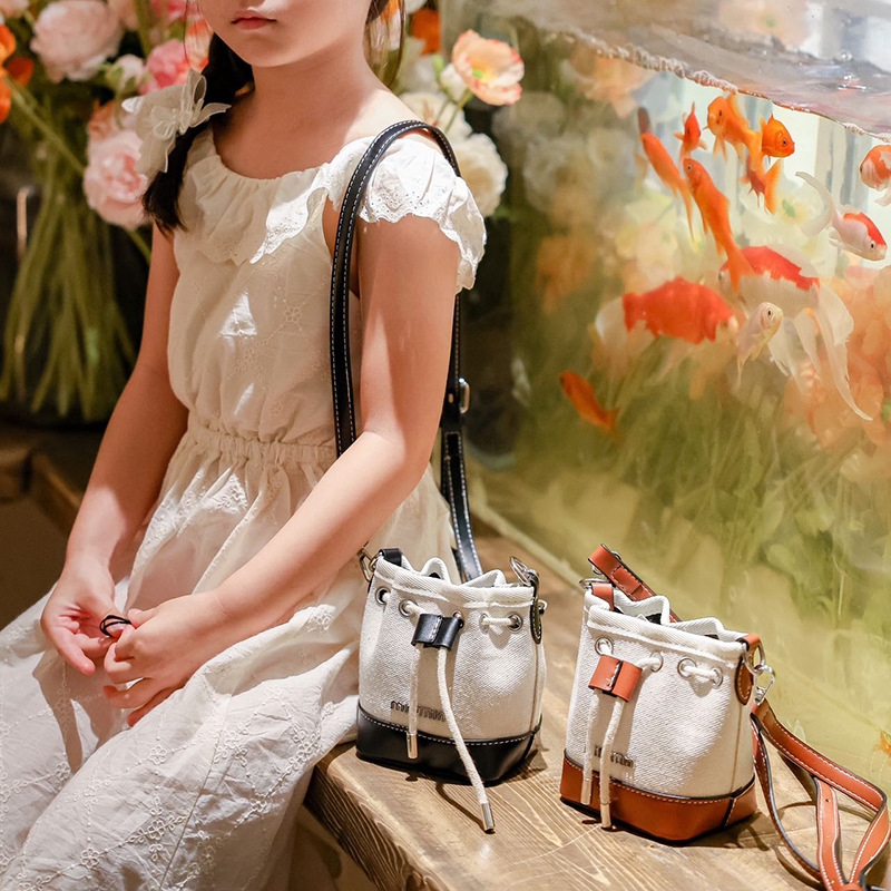 Hot selling trend mini bucket bag Fashion Alphabet Girl Crossbody lipstick coin purse