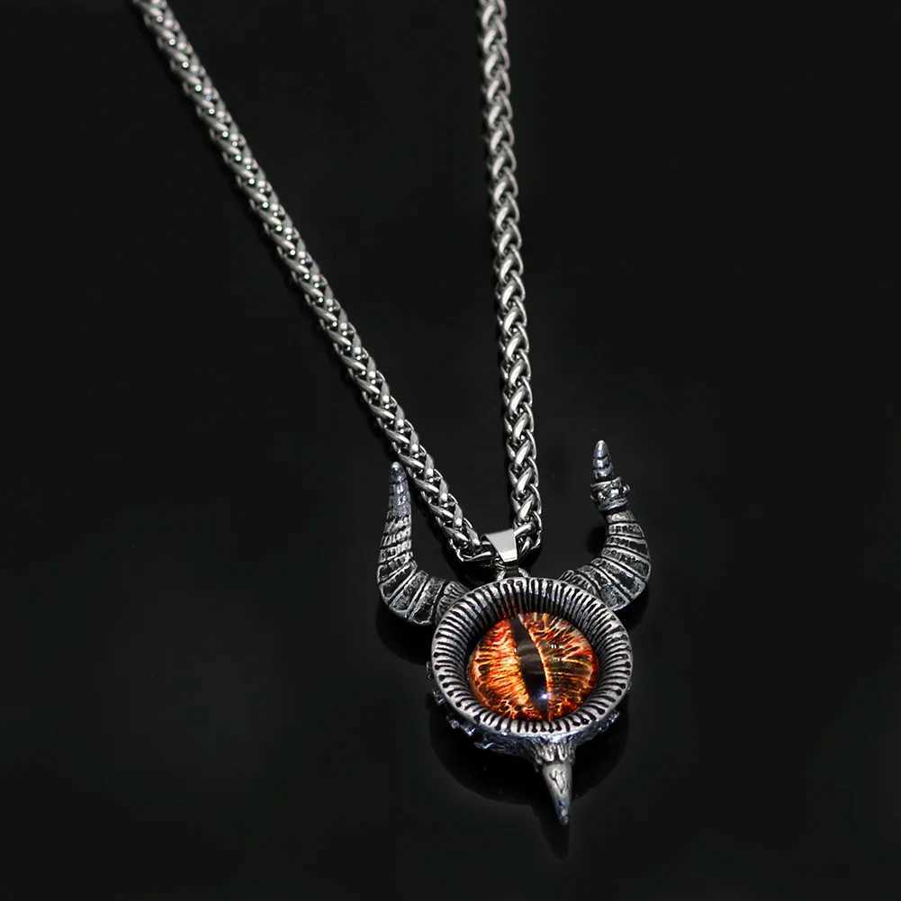 Retro Devils Eye Pendant Necklace Punk Hip Hop Necklace New Mens Fashion Retro Creative Personalized Jewelry Gift Y250329