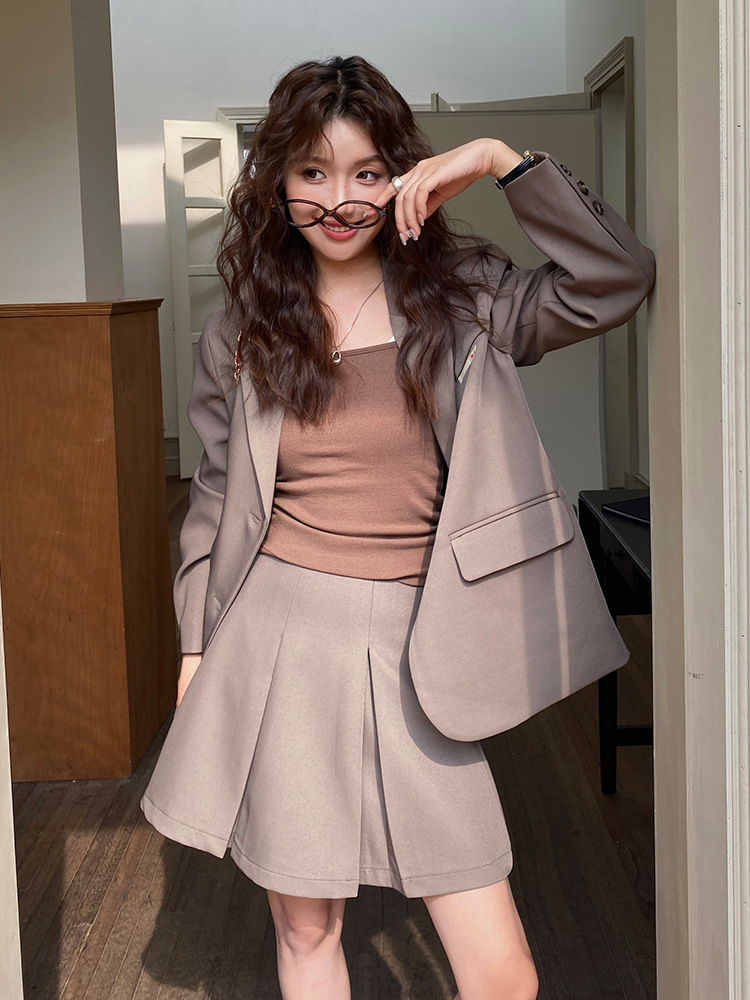 F328Chic Student-Friendly Women's Lightweight Suit Coat for Transitional Weather
