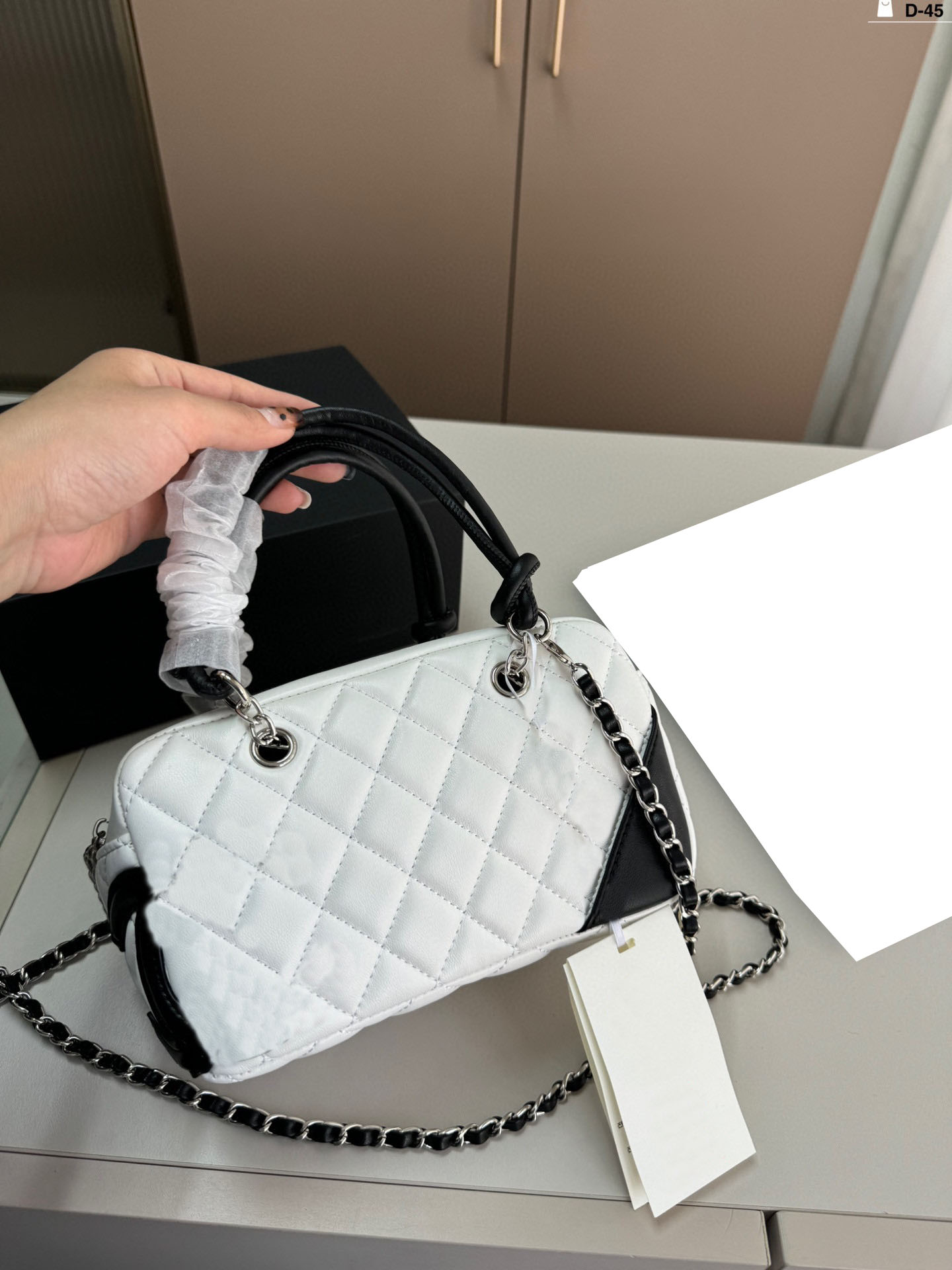 Multi-Functional Women's Handbag - High Quality Shoulder Bag & Crossbody Purse Convertible Design + Free Accessory