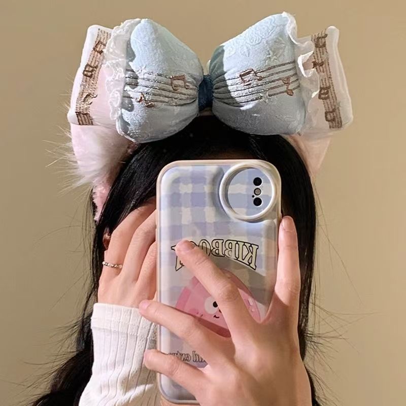 Stylish Women's Hairband Ideal for Daily Use and Special Occasions