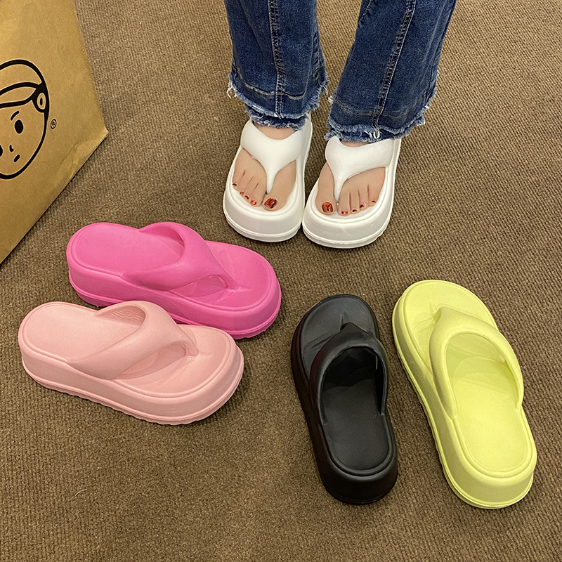 Thick soled sandals Designer slippers Flip-flop free Shipping Height increasing anti-skid slippers Slope outdoor cooldown sandal 2026 NEW