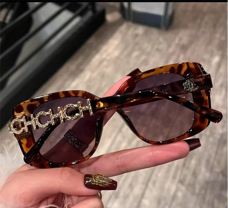 free shipping designer Sunglasses for woman and men Anti-UV vintage black Adumbral Sunglasses