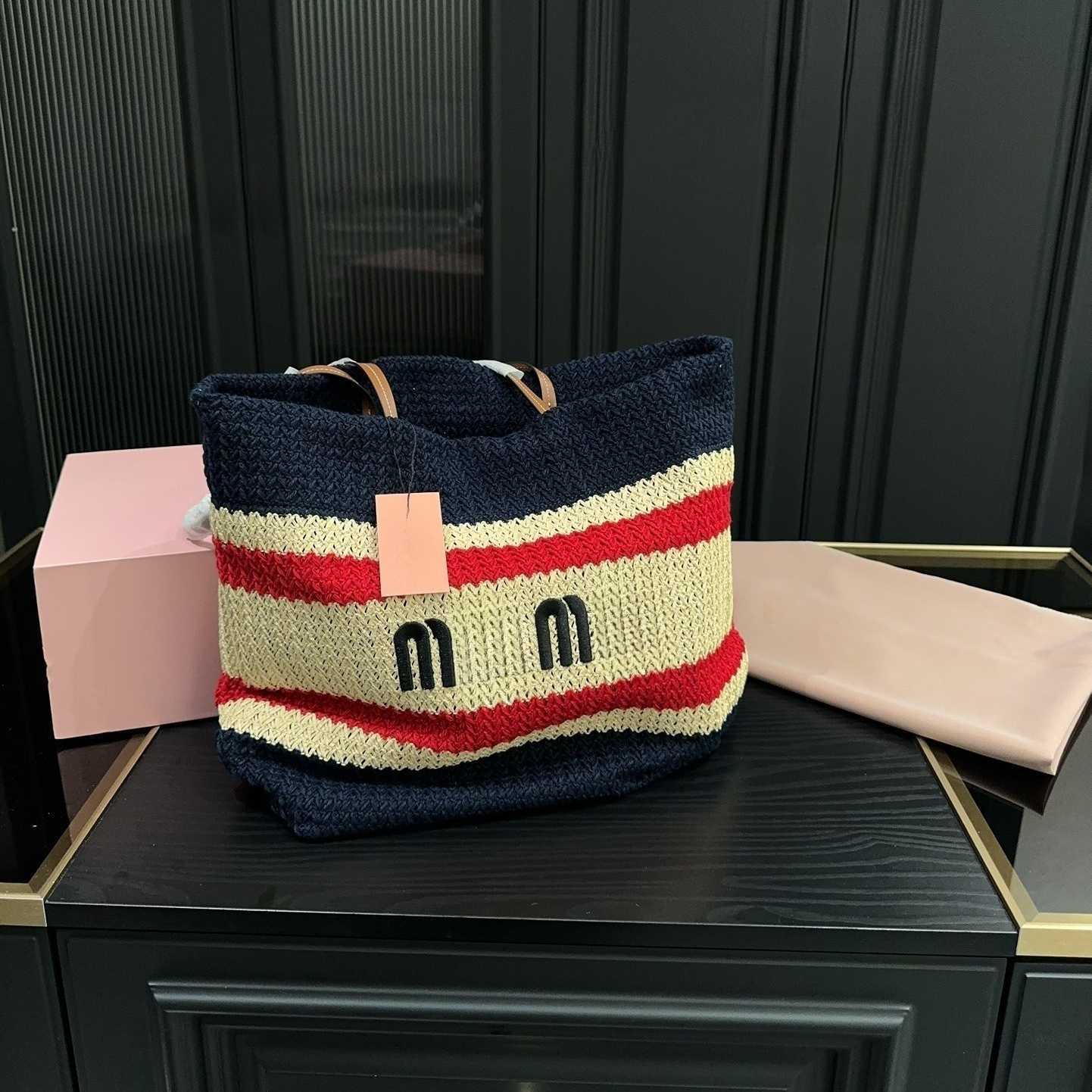 Beach Bags Designer straw Bag Luxury tote in Shoulder Bags Fashion Womens handbag raffias Bag Personality Straw Sac British College Style Totes high Quality