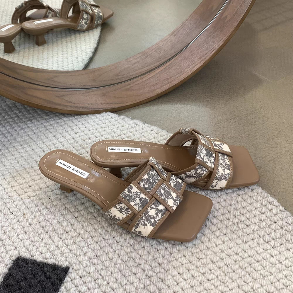 free Shipping Designer Slippers with fine heels One character high-heeled sandals Ladies wearing outerwear ourist beach slippers 2025