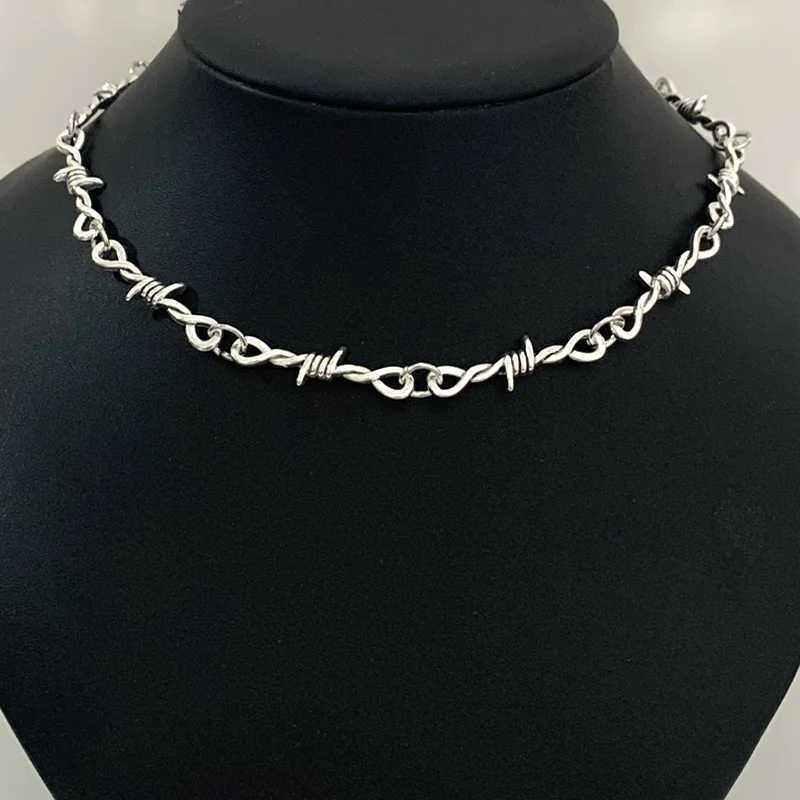 Brambles bird head bone necklace with small thread womens hip-hop gothic punk style barbed wire small thorn chain necklace Y250329