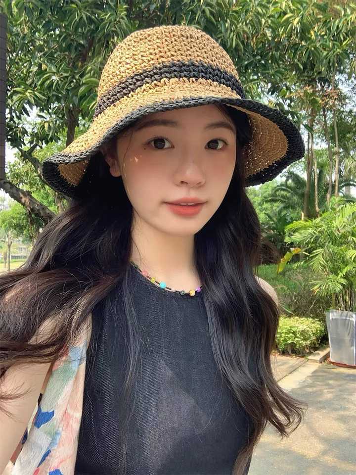 2025 Girl New fashion Style bucket hat Mticolor Foldable Sun stripe Hat For Beach Travel And Vacation handmade straw hat X250329