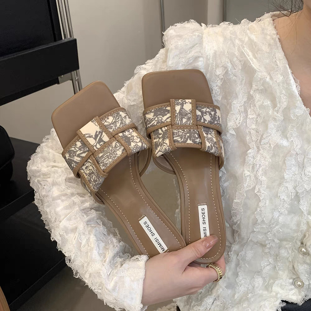 free Shipping Designer Slippers with fine heels One character high-heeled sandals Ladies wearing outerwear ourist beach slippers 2025